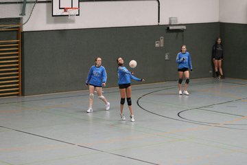 Bild 51 - U18w 1.Tag am 12.11.11